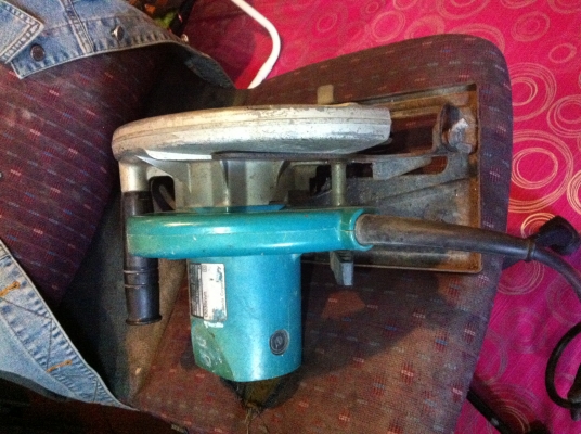 เลื่อยวงเดือน MAKITA