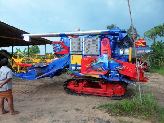 รถเกี่ยวข้าว TSY MJP-10 ซูเปอร์มด 195HP เทอร์โบ