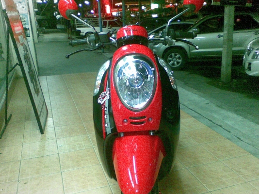 ขายถูก All new Scoopy &ndash; i รุ่นใหม่ล่าสุด สวยเท่ห์มีสไตล์ ปี 2012 ขายเพียง 29500 บาทเท่านั้น