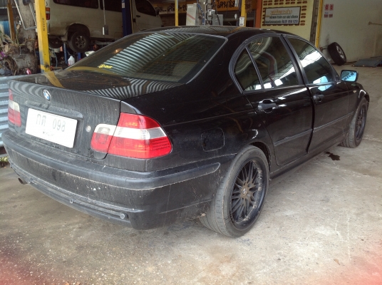 ขายคะ่สดๆร้อนๆ bmw318ia รุ้นตายก