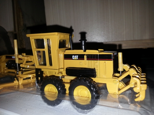 ขายโมเดลcaterpillar 140H คับ รุ่นหายากแล้วคับ สนใจโทรสอบถามได้เลยคับ พร้อมส่งคับ ขายโมเดลcaterpillar 140H คับ รุ่นหายากแล้วคับ สนใจโทรสอบถามได้เลยคับ พร้อมส่งคับ