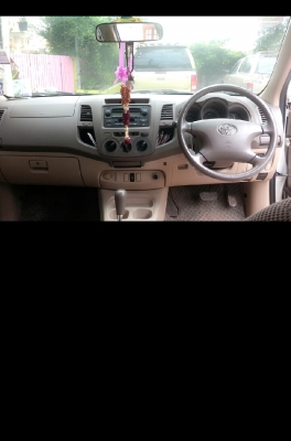 ขายด่วนมากTOYOTA VIGO 3.0G  เกียร์ AT  4ประตู  ไม่ยกสูง