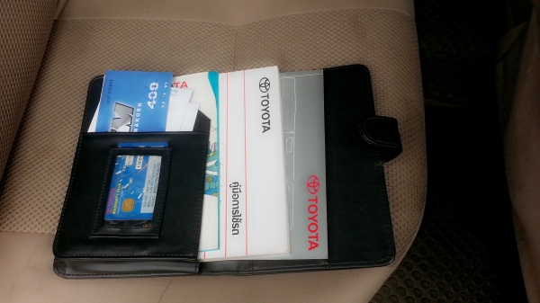 ขายด่วนมากTOYOTA VIGO 3.0G  เกียร์ AT  4ประตู  ไม่ยกสูง