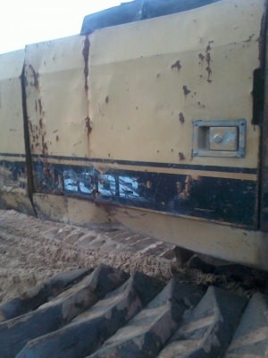 ขาย CAT 200B ใบแทรคใหญ่ รถพร้อมใช้งาน