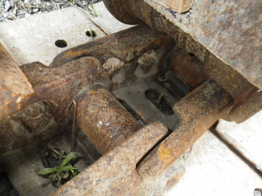 เก่านอก SK200-6ES  YN10-41166 YEAR:2006  สภาพพร้อมใช้ สนใจติดต่อสอบถามรายละเอียดได้ค่ะ โทร 087-3310254 เจี๊ยบค่ะ