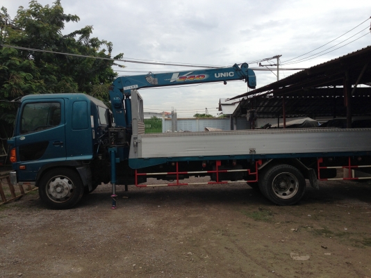 รถบรรทุกติดเครน Hino Mega FD 260 ม้า / เครนUNIC 3 ตัน / 2 เพลา / กระบะยาว 5.50 เมตร