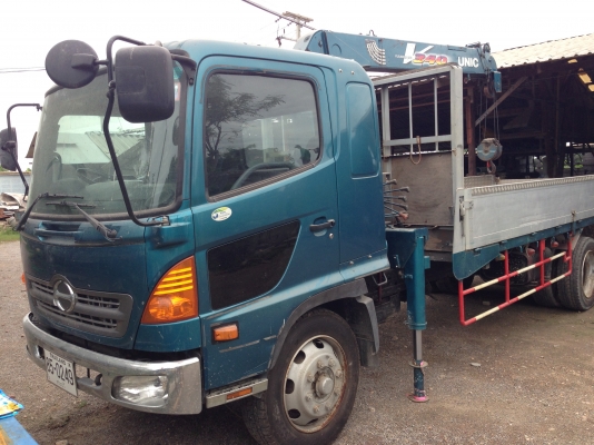 รถบรรทุกติดเครน Hino Mega FD 260 ม้า / เครนUNIC 3 ตัน / 2 เพลา / กระบะยาว 5.50 เมตร