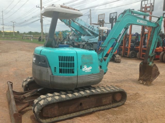 ขายรถแบคโฮ KOBELCO SK40SR มีVDOครับ นำเข้าจากญิ่ปุ่น ติดต่อ 081-2990958