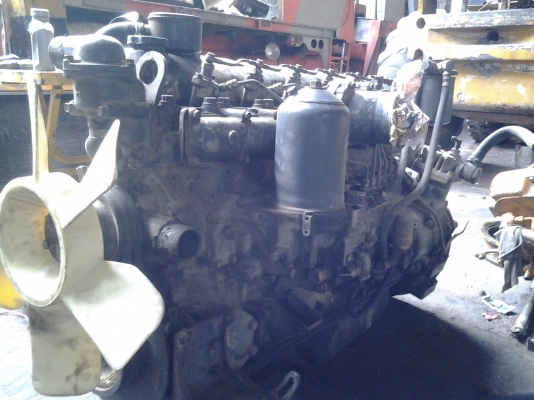 เครื่องยนต์ยี่ห้อ มิตซู  6D16   190 แรงม้า พร้อมใช้งาน