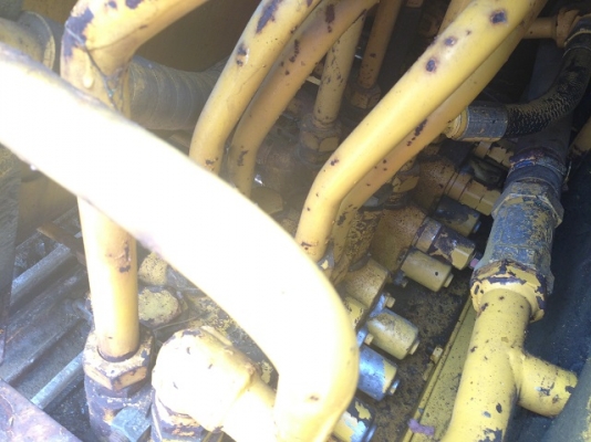 ขายรถแบคโฮ SUMITOMO S160F มีVDOครับ นำเข้าจากญิ่ปุ่น ติดต่อ 089-8368497 ขายรถแบคโฮ SUMITOMO S160F มีVDOครับ นำเข้าจากญิ่ปุ่น ติดต่อ 089-8368497