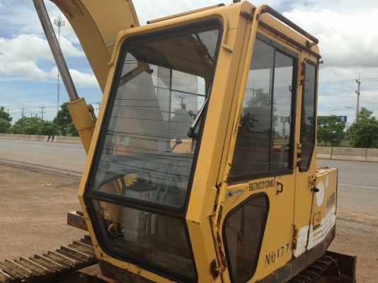 ขายรถแบคโฮ SUMITOMO S160F มีVDOครับ นำเข้าจากญิ่ปุ่น ติดต่อ 089-8368497 ขายรถแบคโฮ SUMITOMO S160F มีVDOครับ นำเข้าจากญิ่ปุ่น ติดต่อ 089-8368497