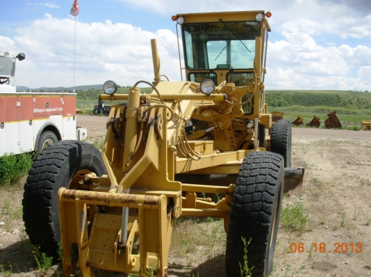 เก่านอกแท้ รถเกรด 140G สภาพพร้อมใช้งาน สนใจติดต่อสอบถามรายละเอียดได้ที่เบอร์ 087-3310254 เจี๊ยบค่ะ