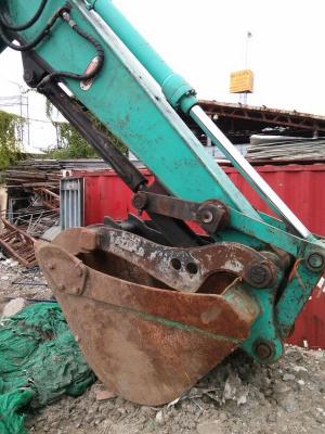 ขาย รถแบคโฮ Kobelco sk 135 SR