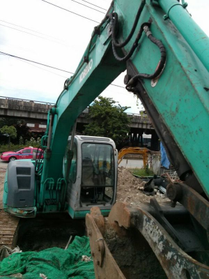ขาย รถแบคโฮ Kobelco sk 135 SR
