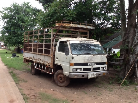 ขายด่วน NPR 57Lเครื่อง 4BE1 แคชชีสวย เครื่องดีทะเบียน ขาด 8ปี พร้อมโอน