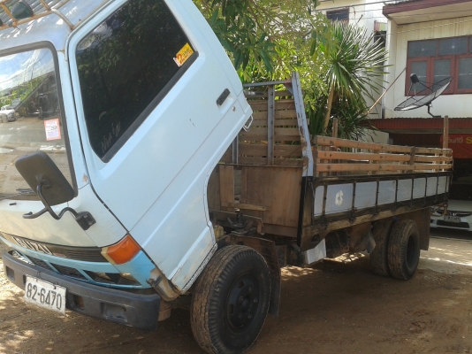 ขาย 6 ล้อ ISUZU NKR 110 แรง(NKR58L)(4BE1ฝาดำ) พวงมาลัยพาวเวอร์ เครื่องแห้ง แรงดี คัซซีสวยจัด .. ขาย 6 ล้อ ISUZU NKR 110 แรง(NKR58L)(4BE1ฝาดำ) พวงมาลัยพาวเวอร์ เครื่องแห้ง แรงดี คัซซีสวยจัด ..