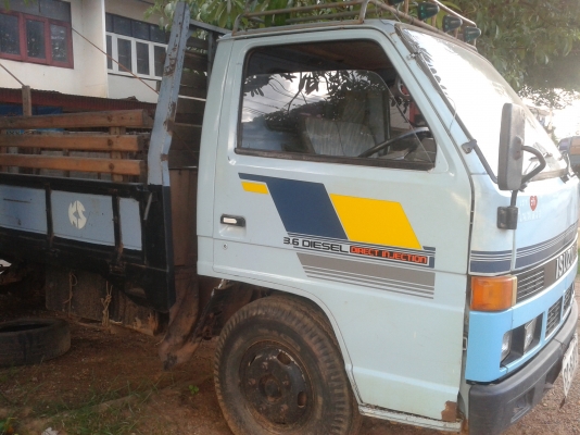 ขาย 6 ล้อ ISUZU NKR 110 แรง(NKR58L)(4BE1ฝาดำ) พวงมาลัยพาวเวอร์ เครื่องแห้ง แรงดี คัซซีสวยจัด .. ขาย 6 ล้อ ISUZU NKR 110 แรง(NKR58L)(4BE1ฝาดำ) พวงมาลัยพาวเวอร์ เครื่องแห้ง แรงดี คัซซีสวยจัด ..