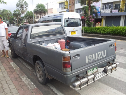 ขายครับ ISUZU มังกอนทองปี 35 เดิมๆๆมีแผลตามรูป