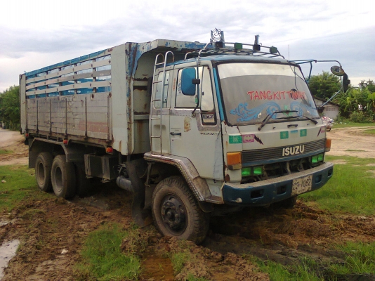 ขายรถสิบล้อ210 สุเปอร์ร้อกกี้ สโลวยก แอร์แย็น เครื่อง 195 6HE  ไม่โบ