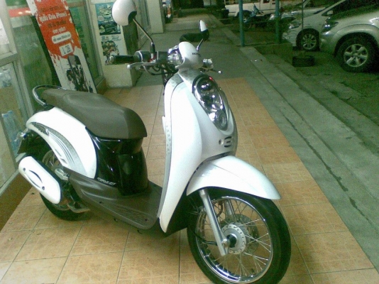 ขายถูกๆ Scoopy – i ลายคลาสสิค รถสวย ม๊าก มาก หัวฉีดประหยัดน้ำมัน สนใจลดได้ ขายถูกๆ Scoopy – i ลายคลาสสิค รถสวย ม๊าก มาก หัวฉีดประหยัดน้ำมัน สนใจลดได้