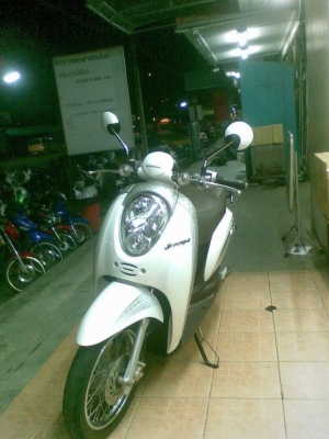 ขายถูกๆ Scoopy – i ลายคลาสสิค รถสวย ม๊าก มาก หัวฉีดประหยัดน้ำมัน สนใจลดได้ ขายถูกๆ Scoopy – i ลายคลาสสิค รถสวย ม๊าก มาก หัวฉีดประหยัดน้ำมัน สนใจลดได้