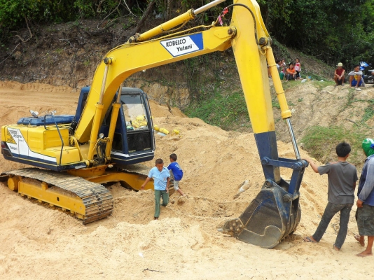 Kobelco SK-120 III