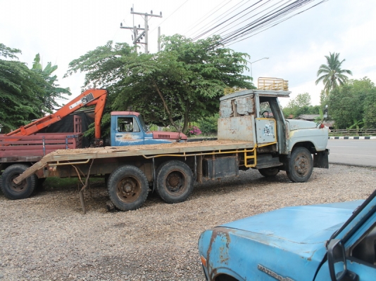 อีซูซุ 10 ล้อเพลาเดียว เครื่องดีวาง 6BB1 แซสซีเดิมกระบะท้ายลาดบรรทุกแบ็คโฮ120อยู่รถใช้งานอยู่จังหวัดน่านครับ อีซูซุ 10 ล้อเพลาเดียว เครื่องดีวาง 6BB1 แซสซีเดิมกระบะท้ายลาดบรรทุกแบ็คโฮ120อยู่รถใช้งานอยู่จังหวัดน่านครับ