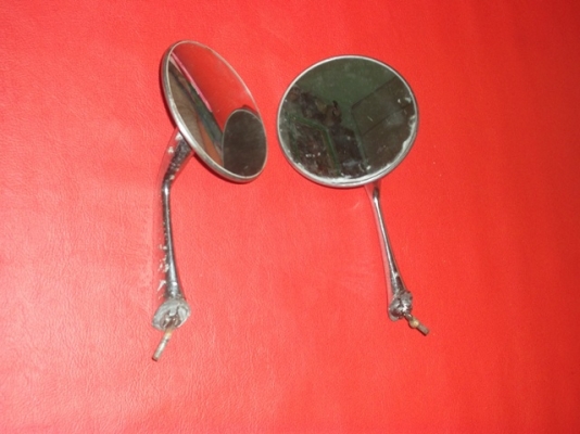 ขายฝาตบมาสด้า1000  จำนวน1ชุด ราคา1500 บาท