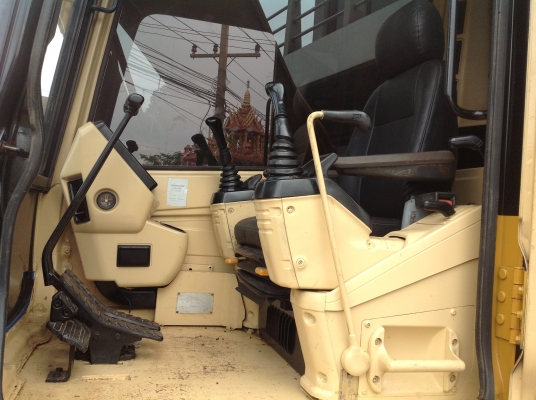 ขายรถแบคโฮ CATERPILLAR 320 V2 เอกสารเล่มทะเบียน