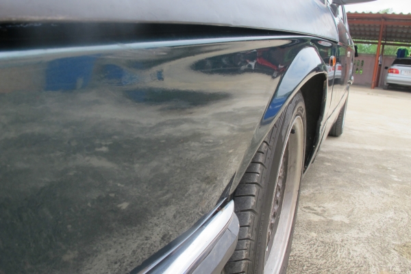 ขายตามสภาพรถ BMW E12 คลาสสิคเครื่อง 1G ติด GAS LPGแล้ว 29000 ราคาถูกกว่ามอเตอร์ไซค์ กันแดดกันฝน