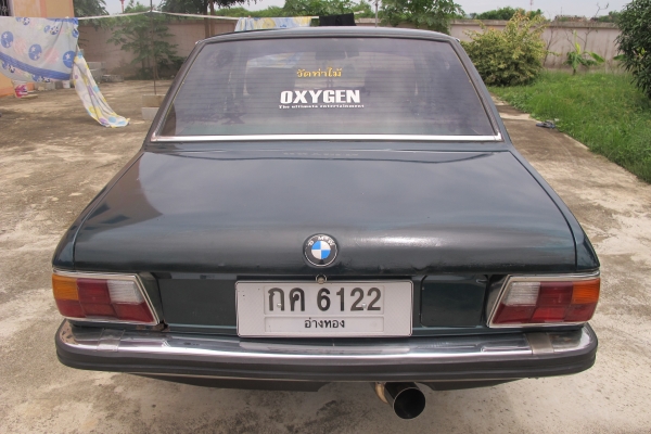 ขายตามสภาพรถ BMW E12 คลาสสิคเครื่อง 1G ติด GAS LPGแล้ว 29000 ราคาถูกกว่ามอเตอร์ไซค์ กันแดดกันฝน