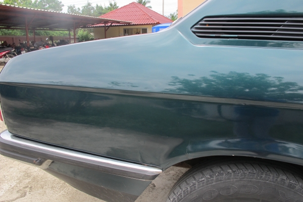 ขายตามสภาพรถ BMW E12 คลาสสิคเครื่อง 1G ติด GAS LPGแล้ว 29000 ราคาถูกกว่ามอเตอร์ไซค์ กันแดดกันฝน