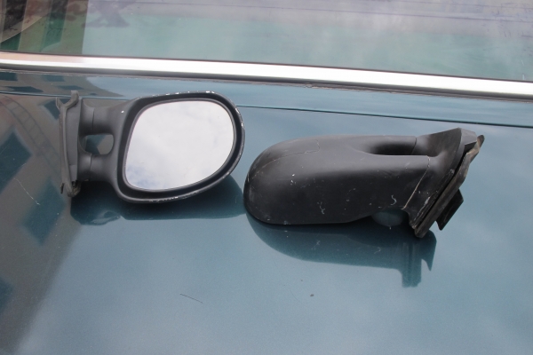 ขายตามสภาพรถ BMW E12 คลาสสิคเครื่อง 1G ติด GAS LPGแล้ว 29000 ราคาถูกกว่ามอเตอร์ไซค์ กันแดดกันฝน