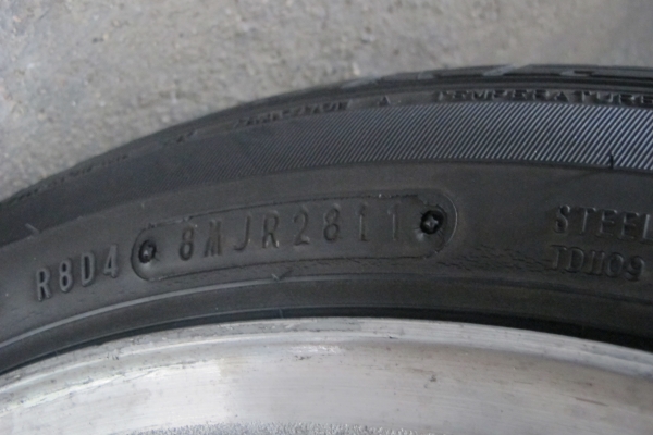 ขายตามสภาพรถ BMW E12 คลาสสิคเครื่อง 1G ติด GAS LPGแล้ว 29000 ราคาถูกกว่ามอเตอร์ไซค์ กันแดดกันฝน