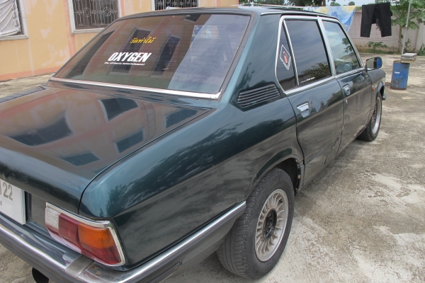 ขายตามสภาพรถ BMW E12 คลาสสิคเครื่อง 1G ติด GAS LPGแล้ว 29000 ราคาถูกกว่ามอเตอร์ไซค์ กันแดดกันฝน