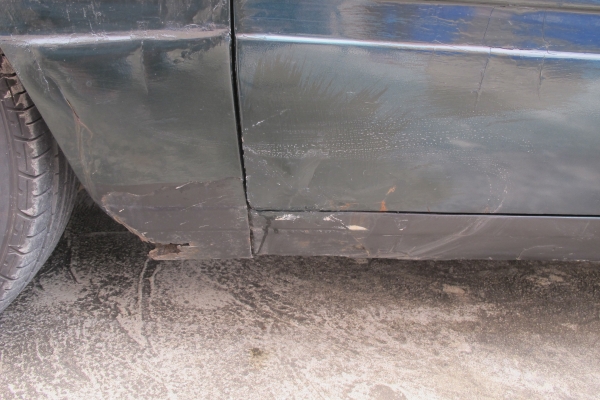 ขายตามสภาพรถ BMW E12 คลาสสิคเครื่อง 1G ติด GAS LPGแล้ว 29000 ราคาถูกกว่ามอเตอร์ไซค์ กันแดดกันฝน