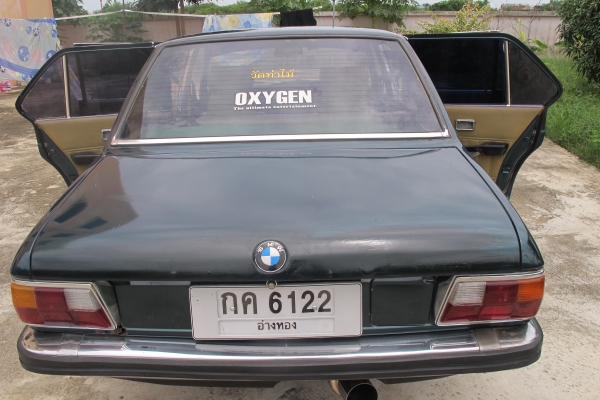 ขายตามสภาพรถ BMW E12 คลาสสิคเครื่อง 1G ติด GAS LPGแล้ว 29000 ราคาถูกกว่ามอเตอร์ไซค์ กันแดดกันฝน