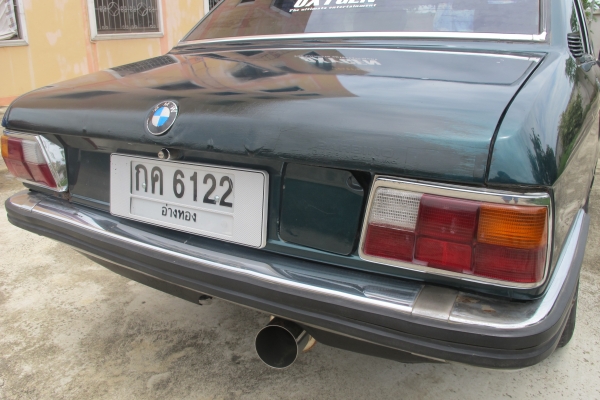 ขายตามสภาพรถ BMW E12 คลาสสิคเครื่อง 1G ติด GAS LPGแล้ว 29000 ราคาถูกกว่ามอเตอร์ไซค์ กันแดดกันฝน