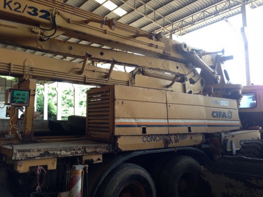 ขายรถยิงปูน 10 ล้อ 2 เพลา สภาพต้องทำเครื่อง ชุดยิงปูนสภาพดีมาก ราคาต่อรองได้