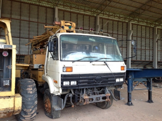 ขายรถยิงปูน 10 ล้อ 2 เพลา สภาพต้องทำเครื่อง ชุดยิงปูนสภาพดีมาก ราคาต่อรองได้