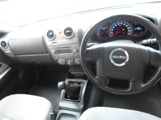 Isuzu Dmax 2.5m/t