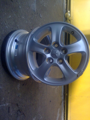 ขายกะทะล้อ มิตซู ขอบ 15  5รู   สองวง