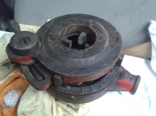 ตัวต๊าบเกลียว   REX  ขาย 3500