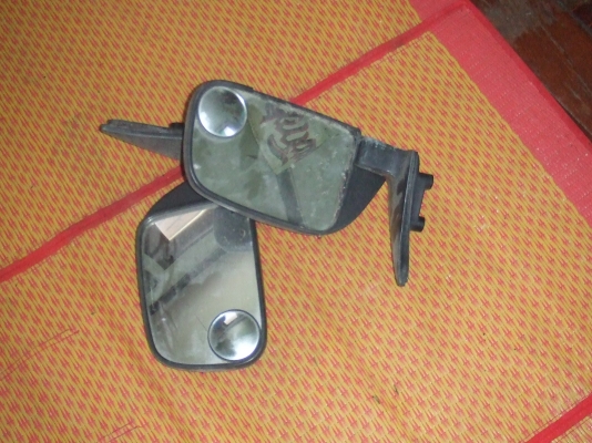 ขายกระจกข้างไมตี้เอ็ก  1  คู่