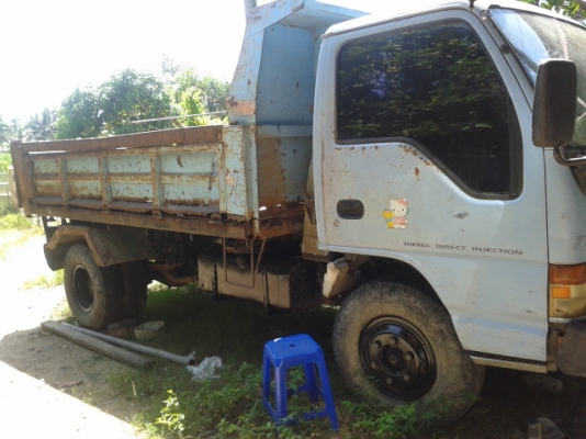 ขายหกล้อดั้ม