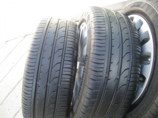 ขายล้อแม็ก Ford fiesta 15"x6" et45 4รู100 + ยาง ปี 12  Toyota ,Suzuki, Mazda ก็ใส่ได้ครับ (081-3747940)