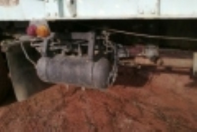 Isuzu สิบล้อ Rocky 2 เพลา FVZ ปี 33 พื้นเรียบท้ายลาด เบรกจิ๊ฟฟี่ เพาเวอร์ เครื่อง 175 ช่วงล่างใหญ่ คานพื้นเรียบ เหล็กไอบีม 820,000