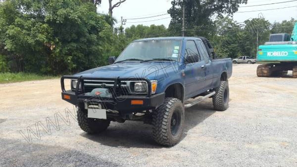 รถปิ๊กอัพ ยี่ห้อ TOYOTA