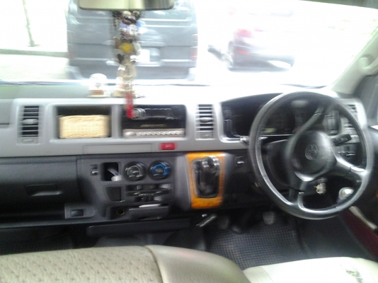 ขายรถตู้  commuter ปี 2005 ราคา 690000