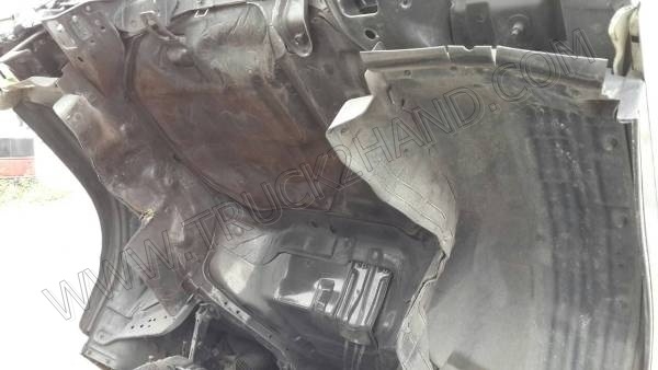 รถบรรทุก 4 ล้อ บรรทุกตู้แห้ง ยี่ห้อ ISUZU